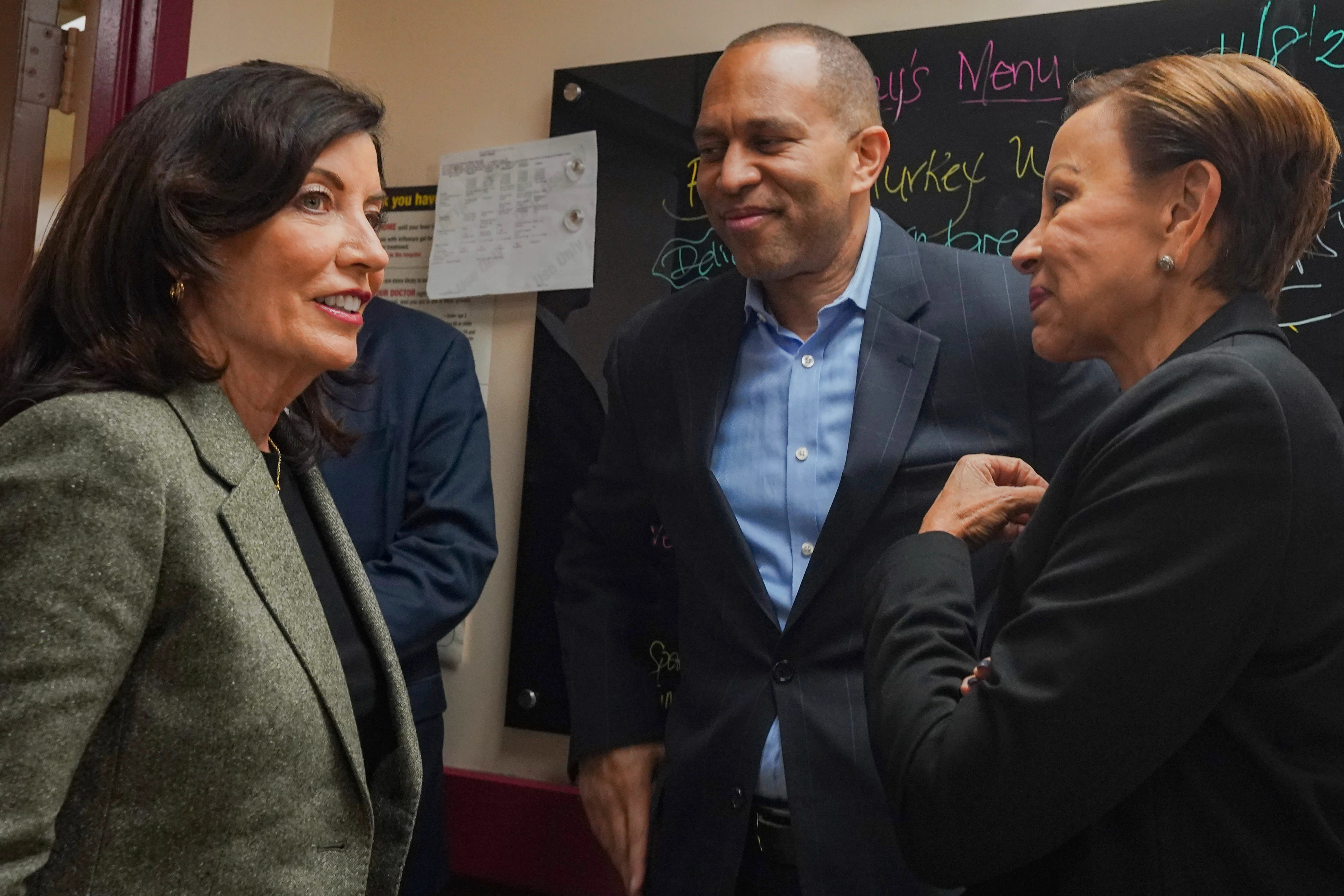 Kathy Hochul and Hakeem Jeffries